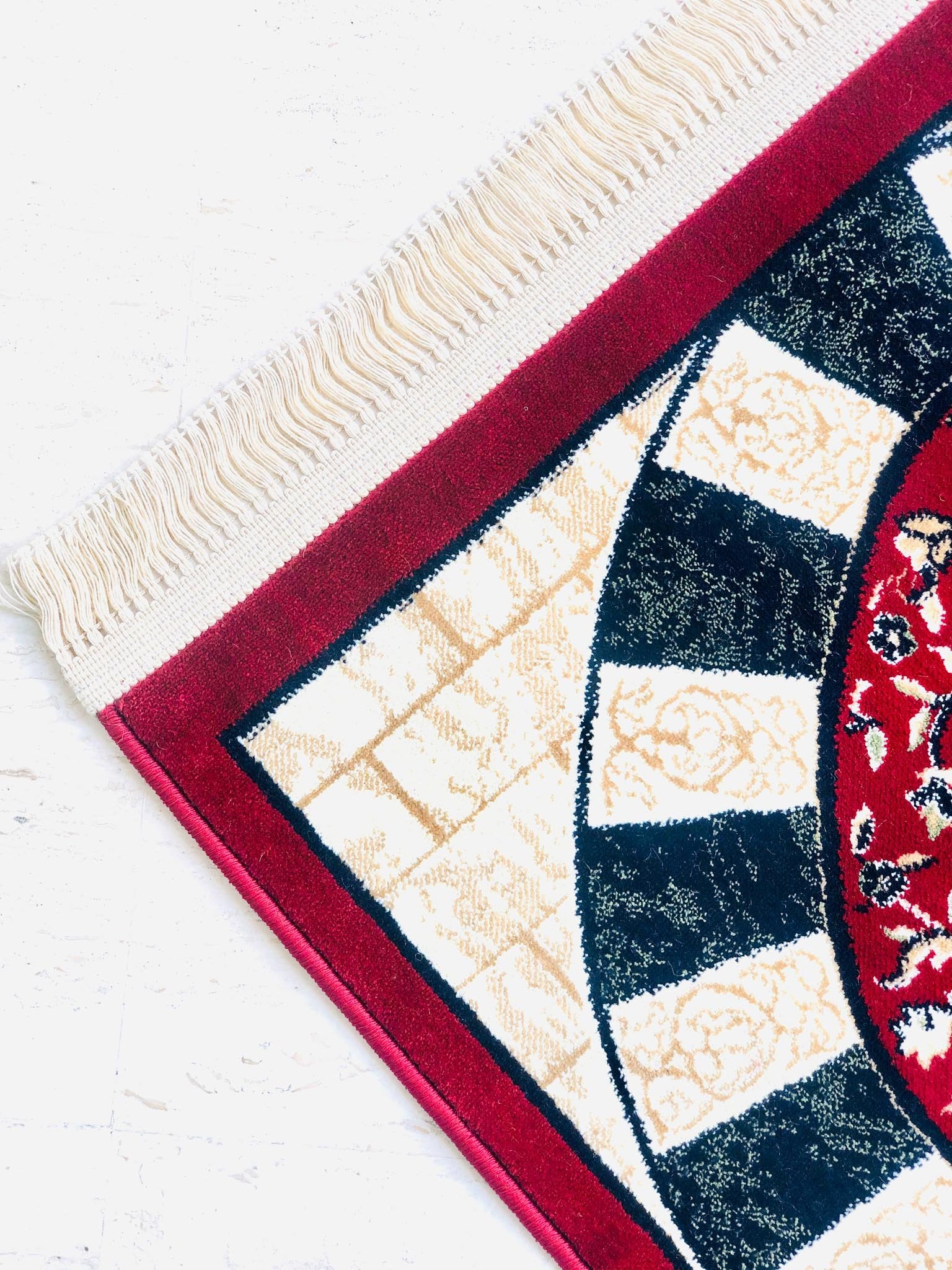 Al-rawdah patterns prayer mat - red color - www.almukarramah.com