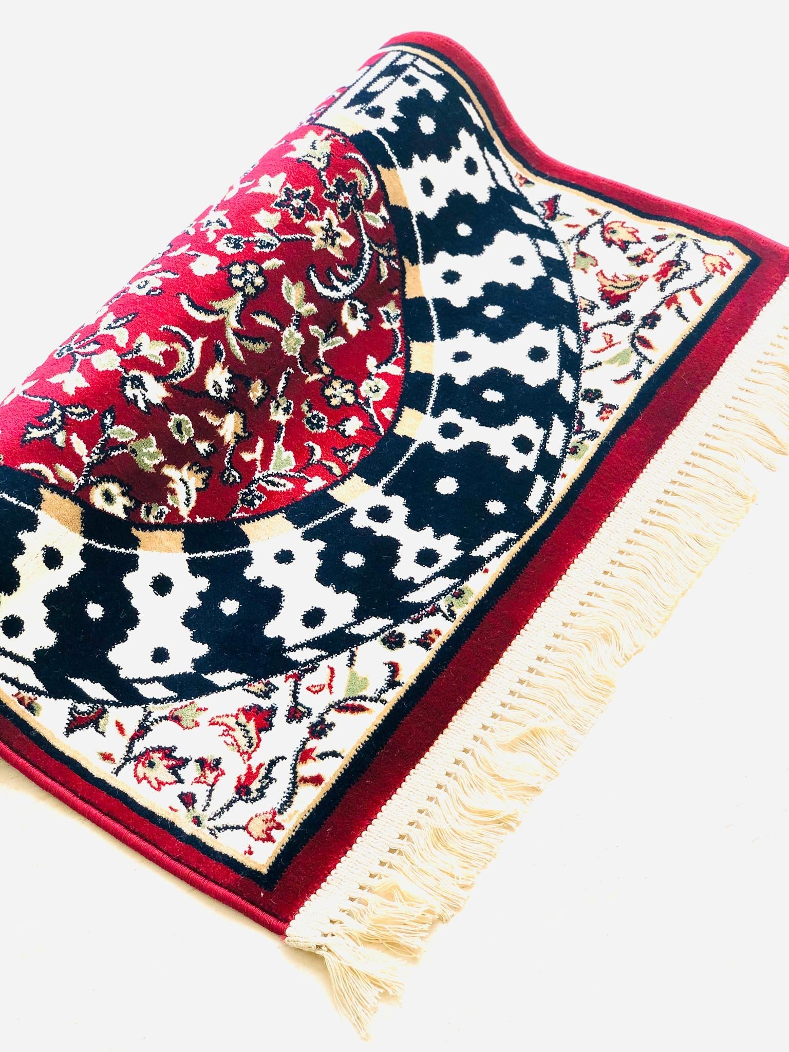 Buy Sujjadah Online Al Rawdah Patterns With Mehrab Al Nabawi Prayer Mat - Red Color, Made In Madina | Almukarramah.com