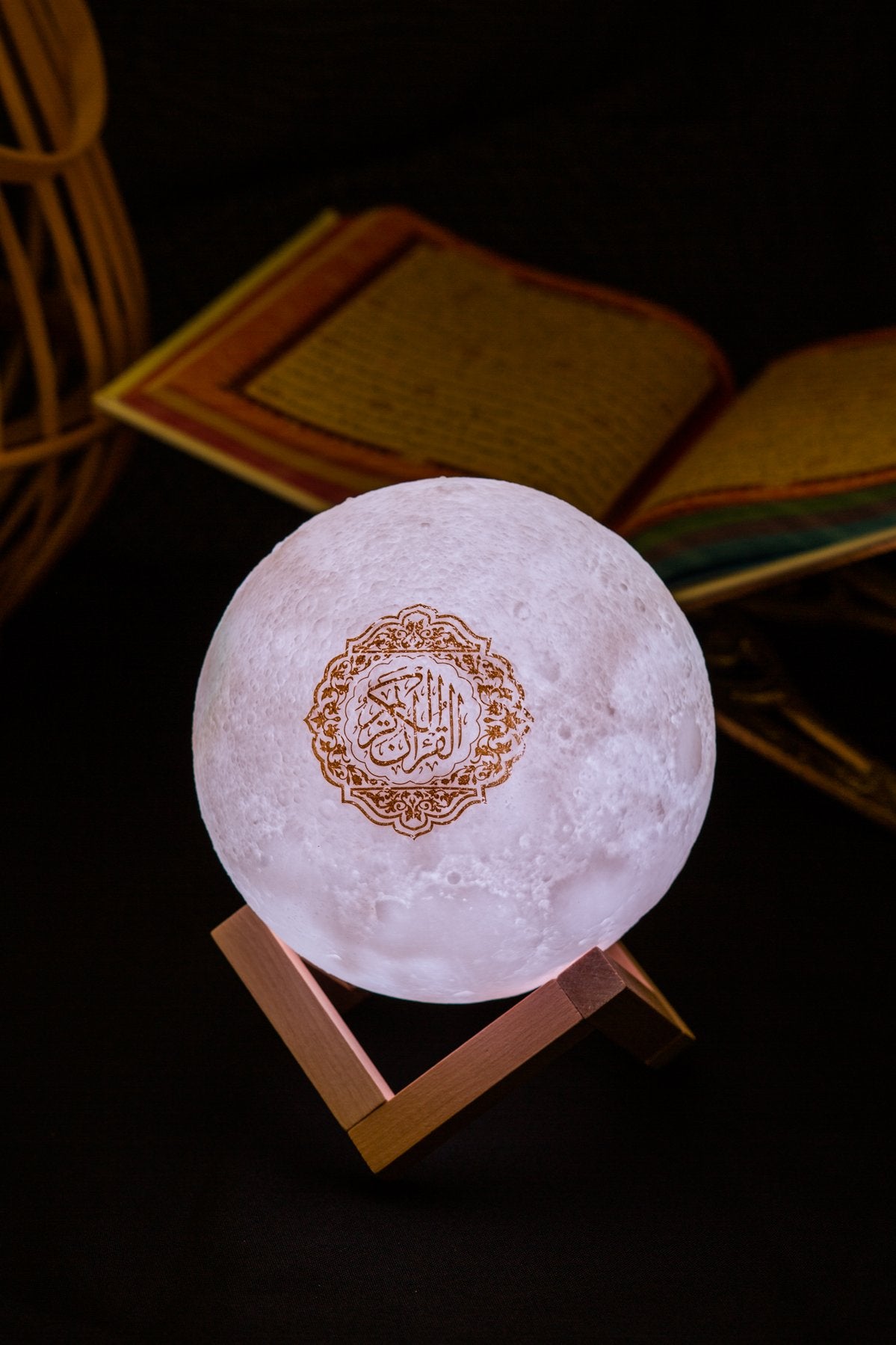 Moon Quran Speaker extra white | ww.almukarramah.com