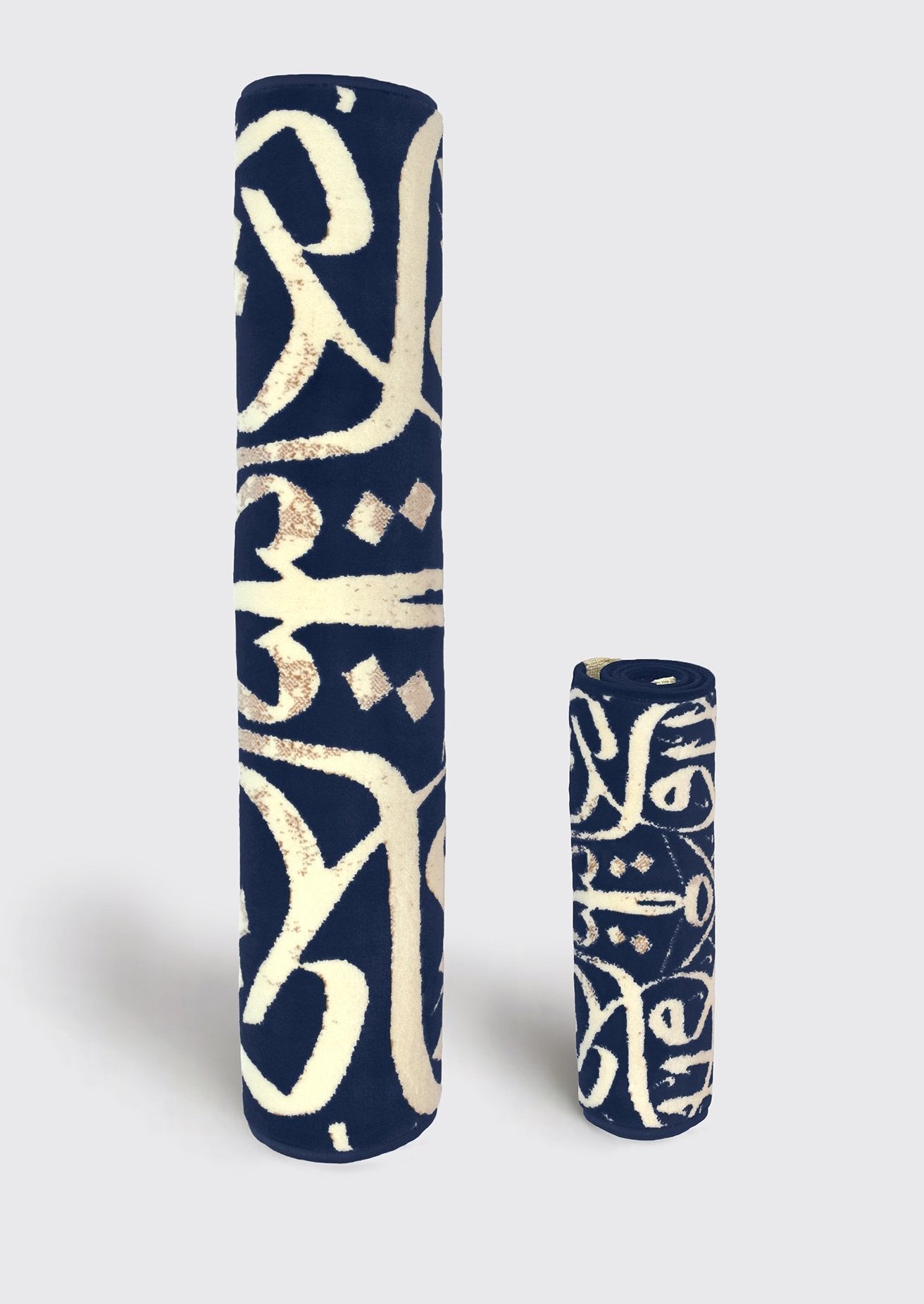 Buy Set of 2 sizes Luxurious Prayer mats with Arabic calligraphy design - Dark blue 8 mm - www.almukarramah.com